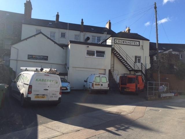 Crown Hotel Pwllheli Exterior foto