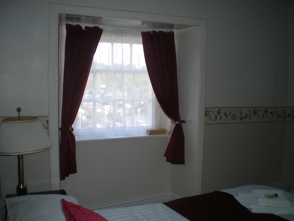 Crown Hotel Pwllheli Exterior foto