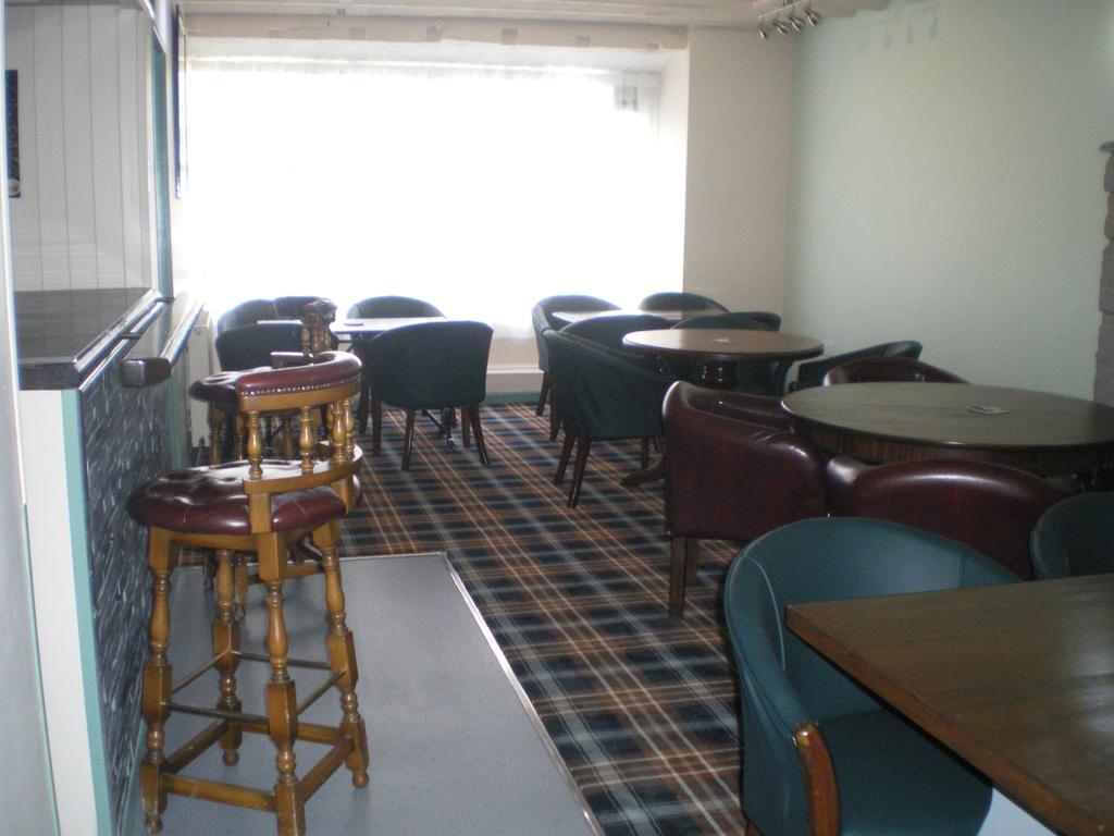 Crown Hotel Pwllheli Exterior foto