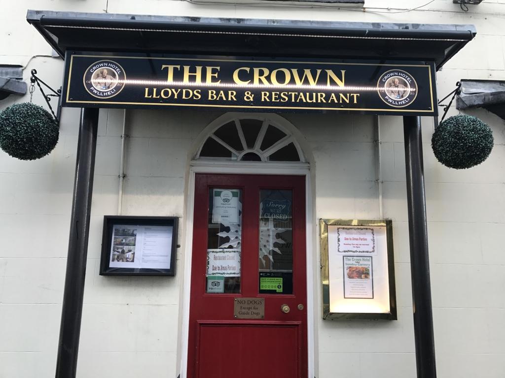 Crown Hotel Pwllheli Exterior foto